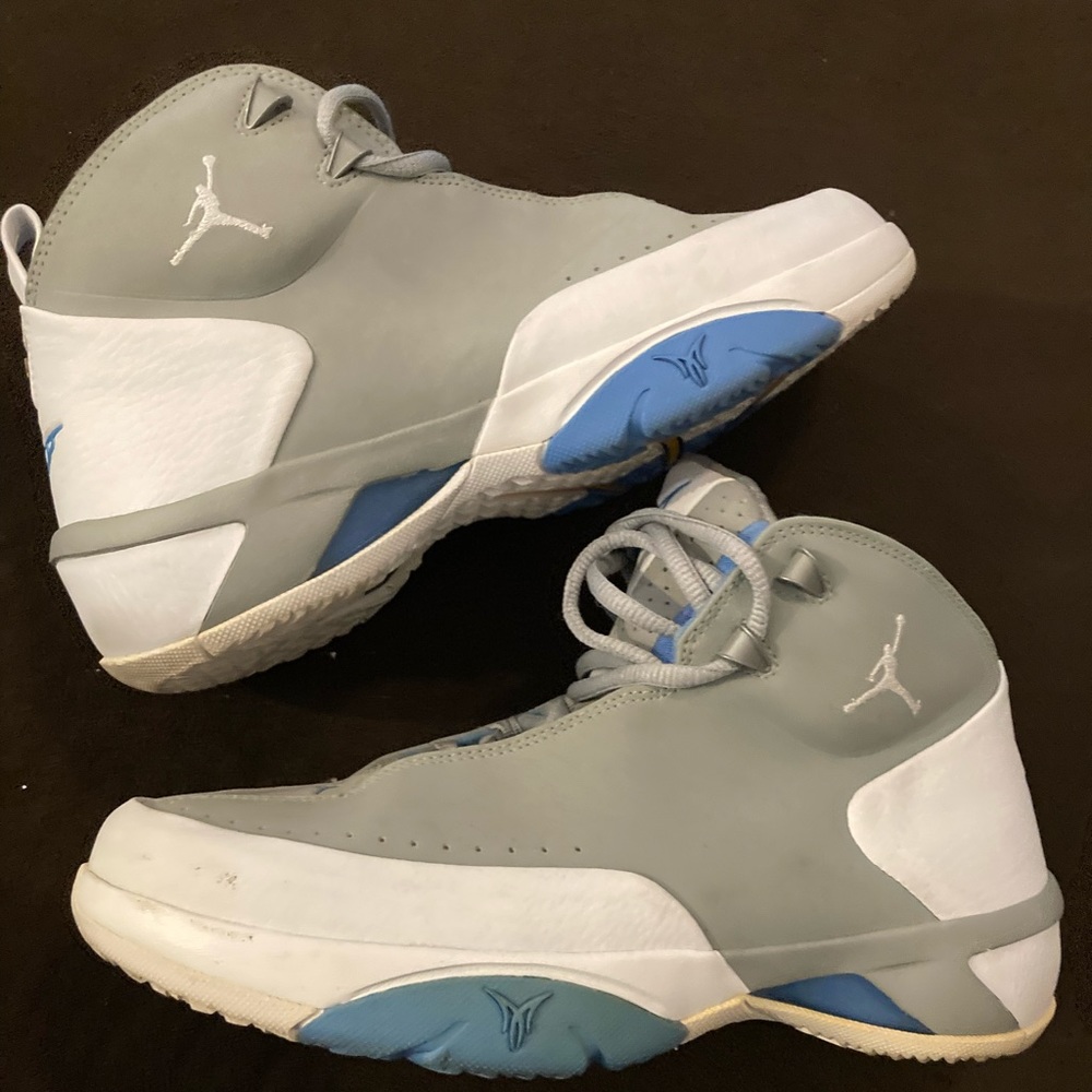 6.5Y Jordan melo 410
